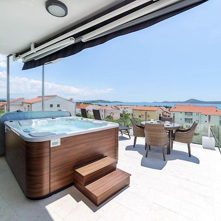 Villa Aliara Jacuzzi Apartment Vodice Exterior foto