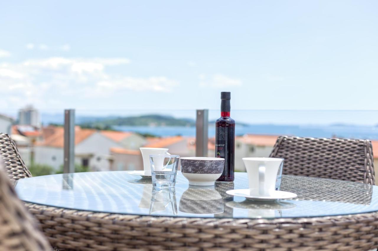 Villa Aliara Jacuzzi Apartment Vodice Exterior foto
